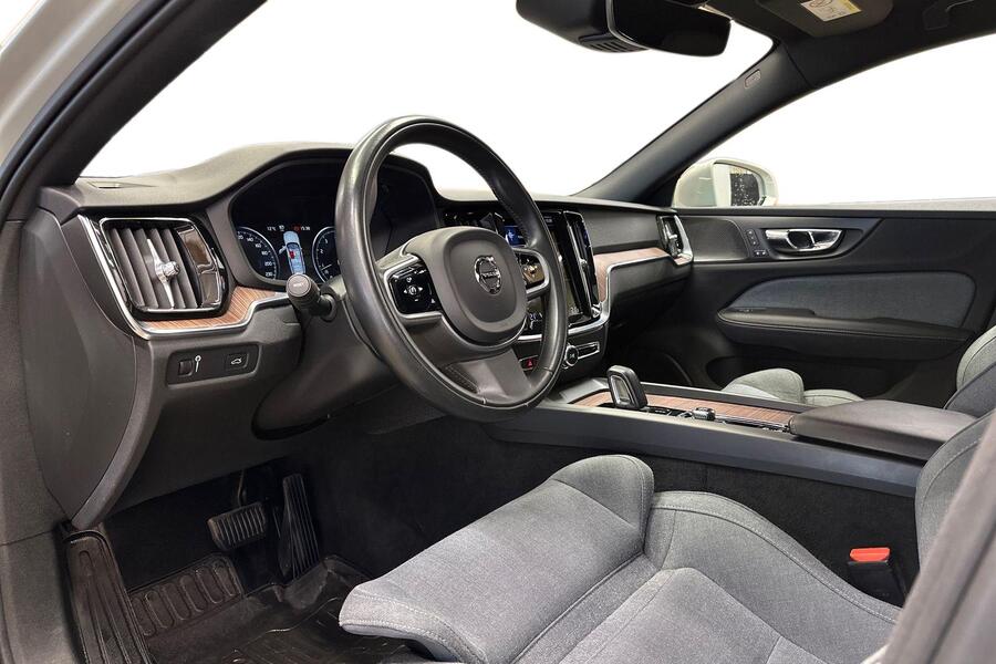 Volvo V60 Cross Country vaihtoauto