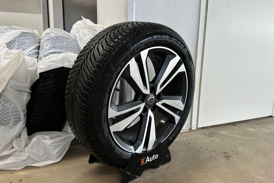 Volvo V60 Cross Country vaihtoauto