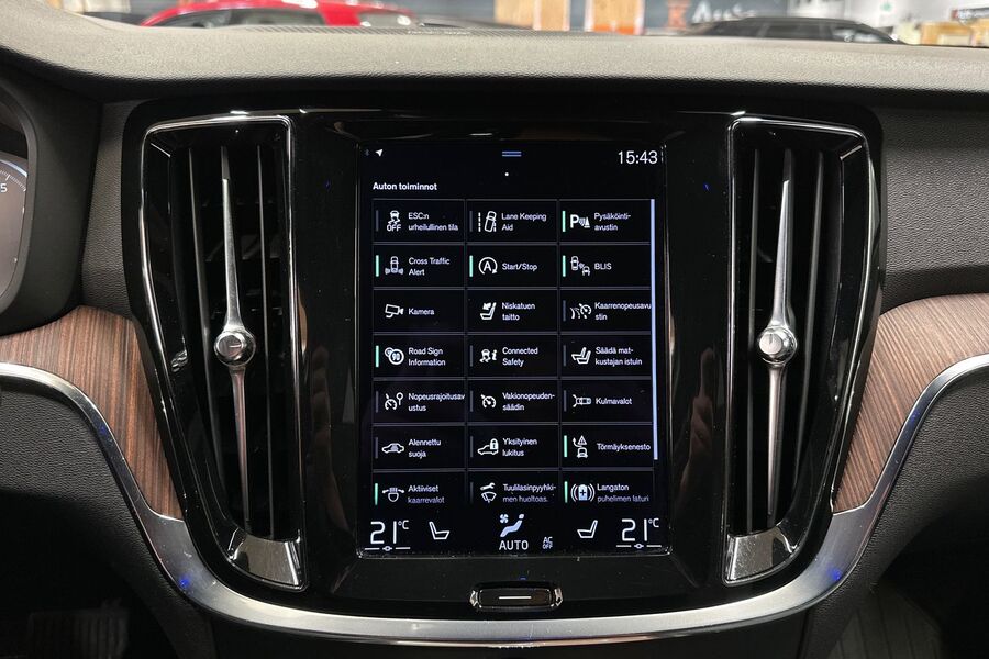 Volvo V60 Cross Country vaihtoauto