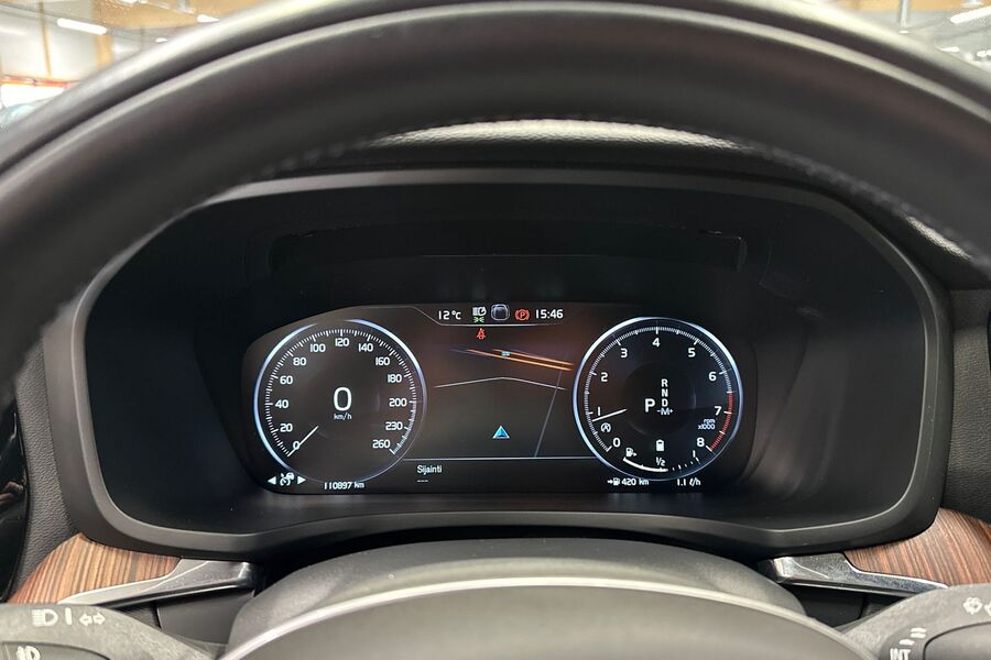 Volvo V60 Cross Country vaihtoauto