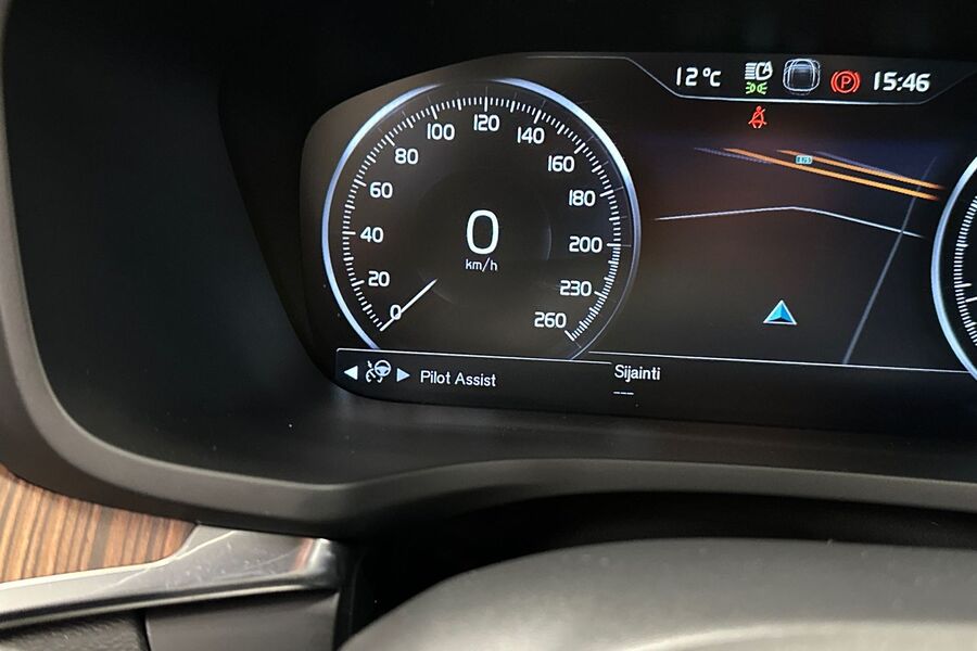 Volvo V60 Cross Country vaihtoauto