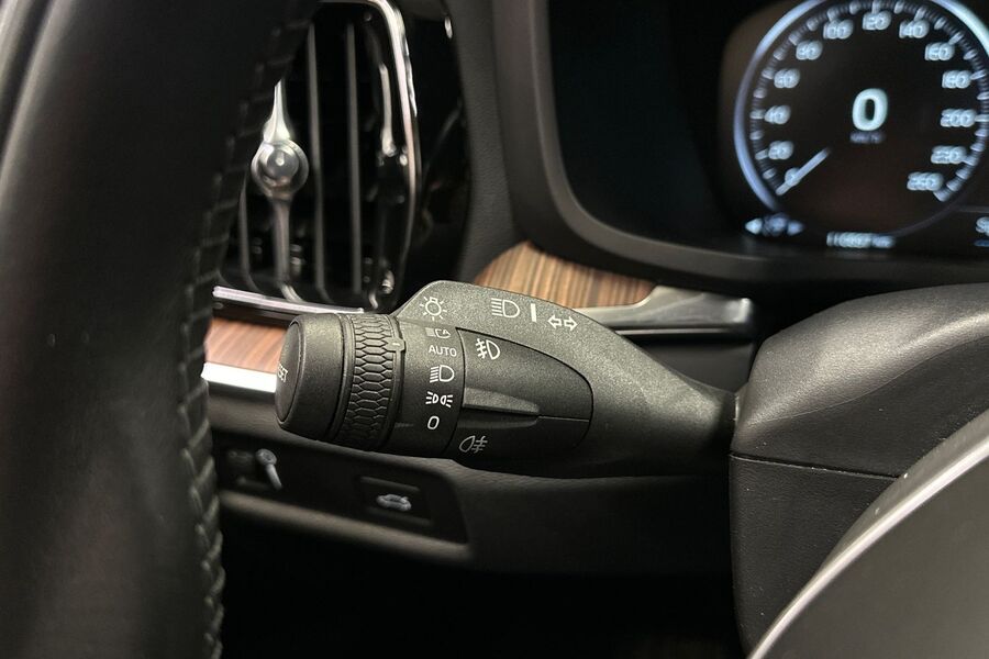 Volvo V60 Cross Country vaihtoauto