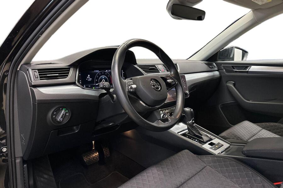 Skoda Superb vaihtoauto