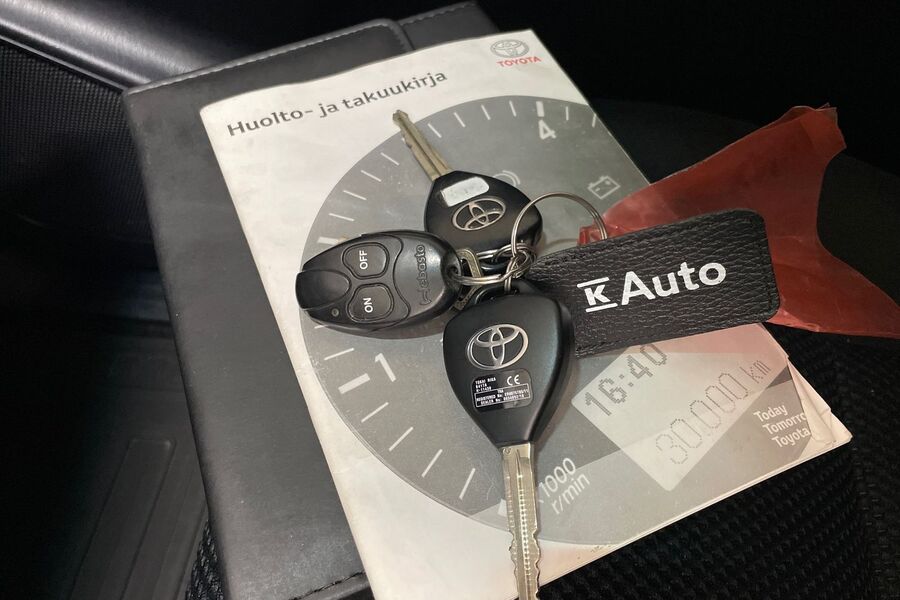 Toyota Hilux vaihtoauto