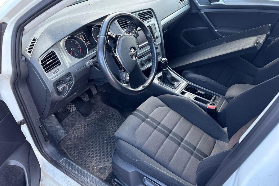 Volkswagen Golf vaihtoauto