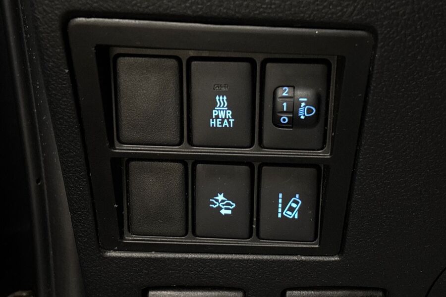 Toyota Hilux vaihtoauto