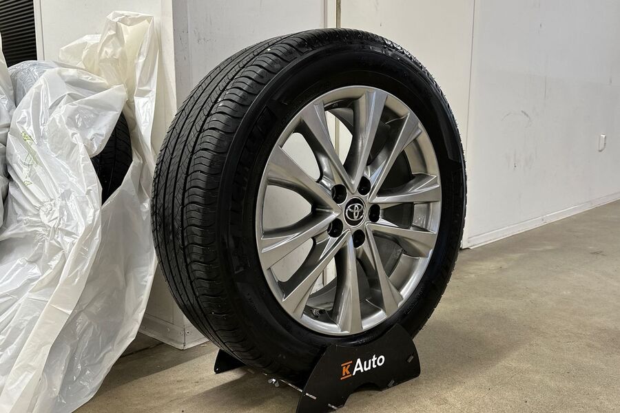 Toyota RAV4 vaihtoauto