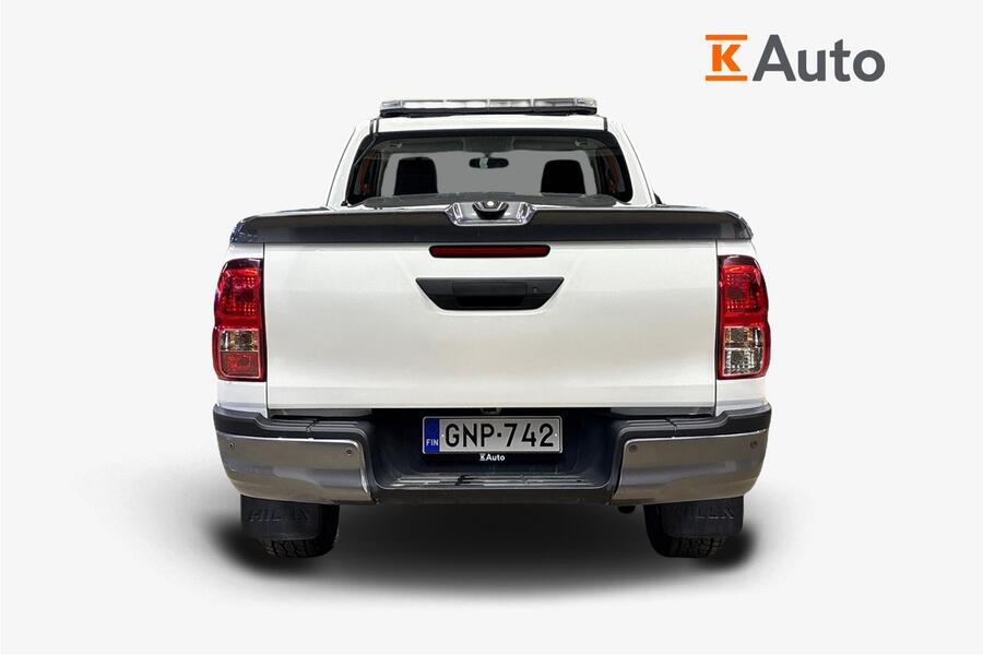 Toyota Hilux vaihtoauto