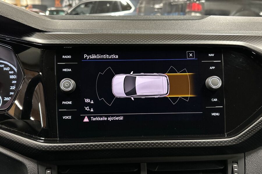 Volkswagen T-Cross vaihtoauto