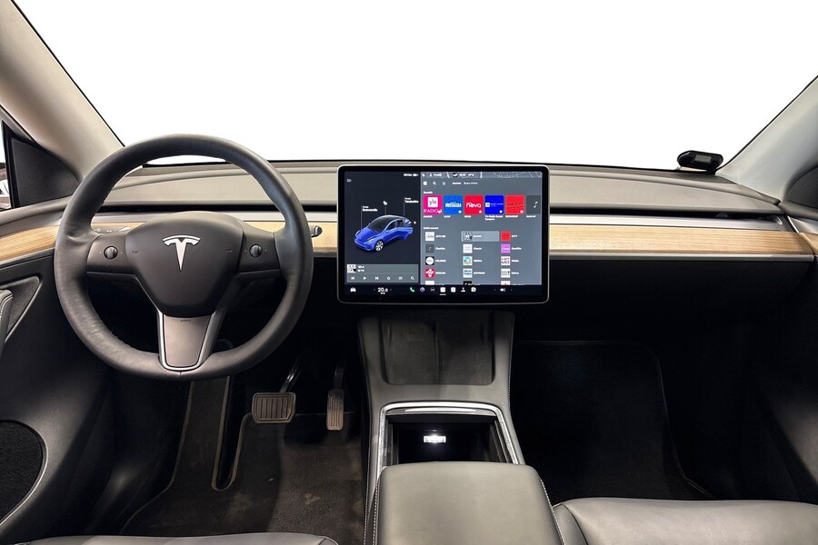 Tesla Model Y vaihtoauto