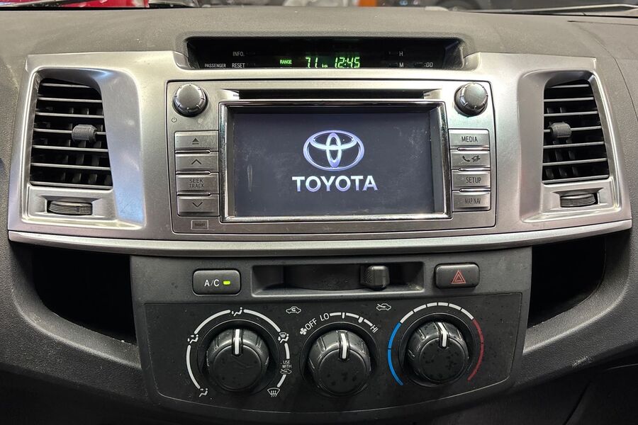 Toyota Hilux vaihtoauto