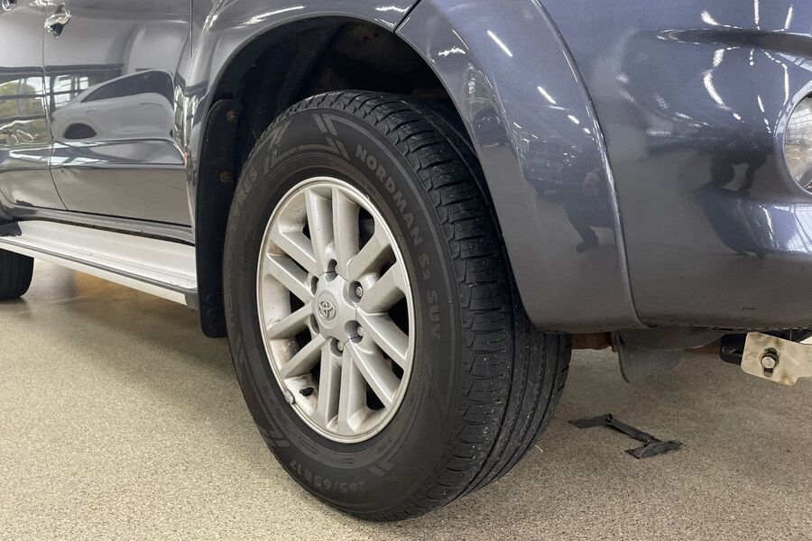 Toyota Hilux vaihtoauto