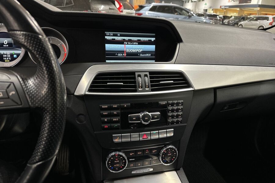 Mercedes-Benz C vaihtoauto