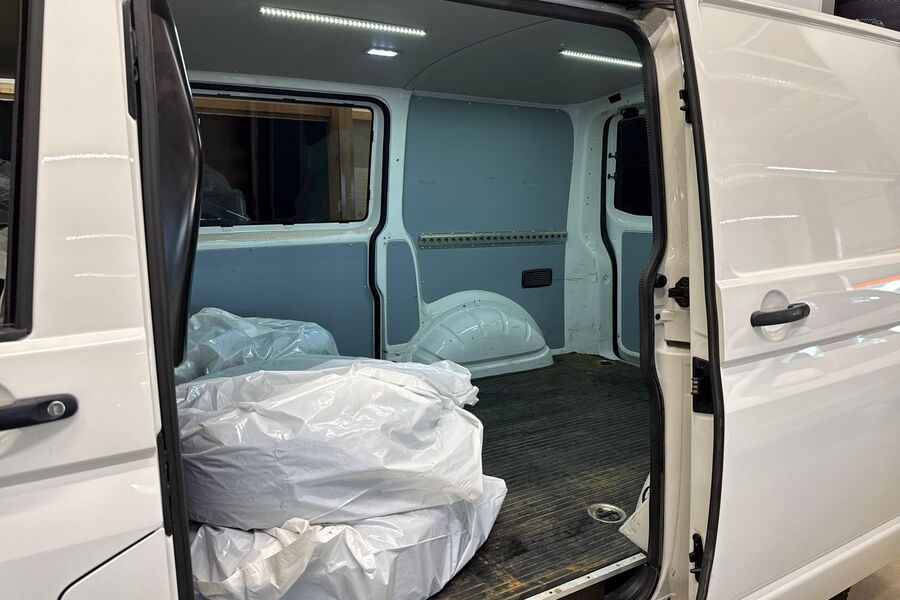 Volkswagen Transporter vaihtoauto