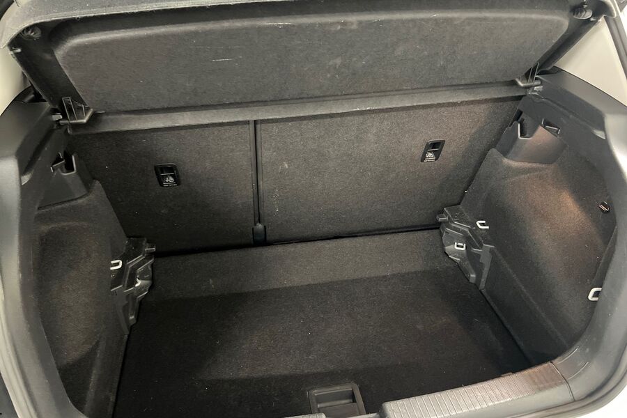 Volkswagen T-Cross vaihtoauto