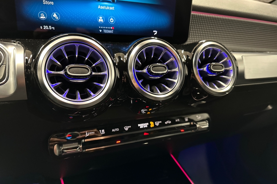 Mercedes-Benz EQB vaihtoauto