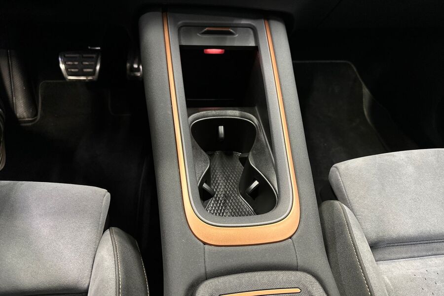 Cupra Born vaihtoauto