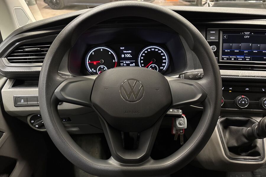 Volkswagen Transporter vaihtoauto