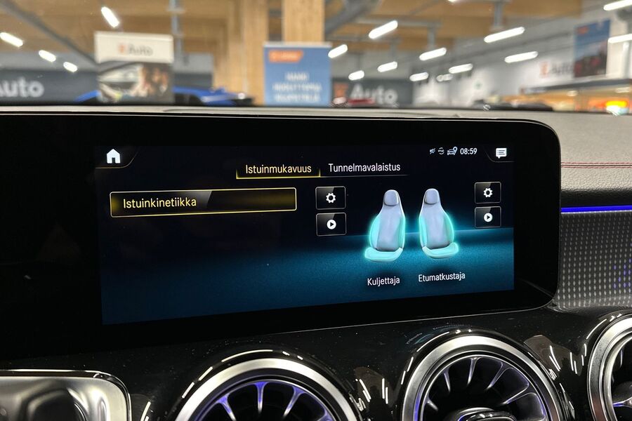 Mercedes-Benz EQB vaihtoauto