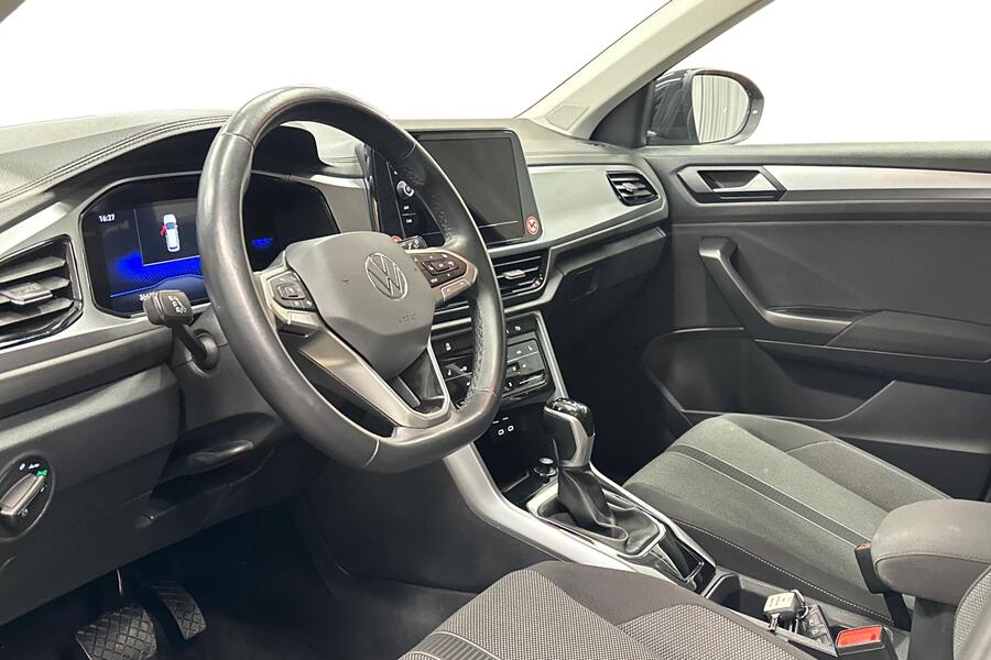 Volkswagen T-Roc vaihtoauto