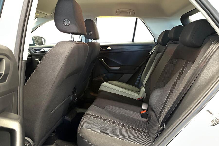 Volkswagen T-Roc vaihtoauto