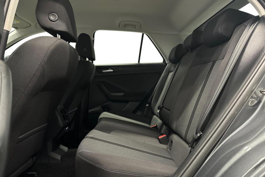 Volkswagen T-Roc vaihtoauto