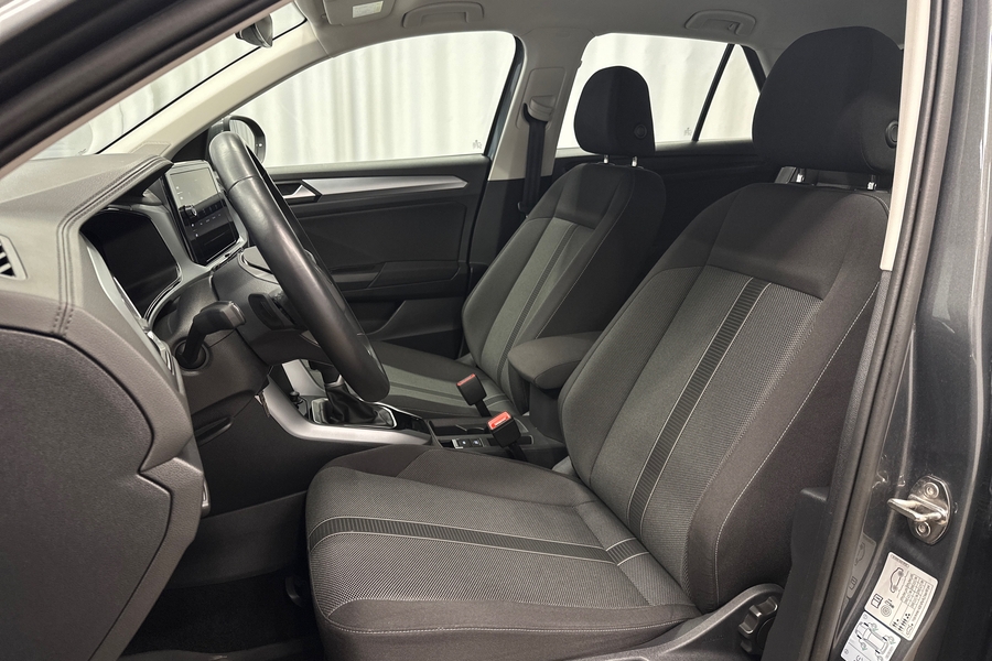 Volkswagen T-Roc vaihtoauto