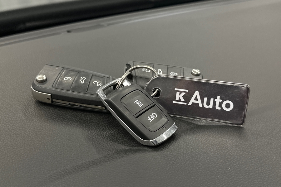 Volkswagen T-Roc vaihtoauto