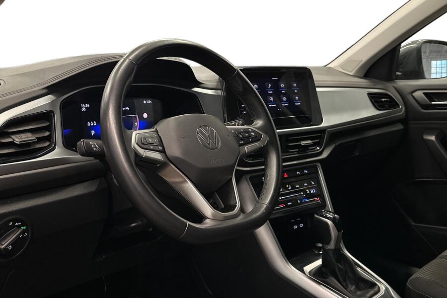 Volkswagen T-Roc vaihtoauto