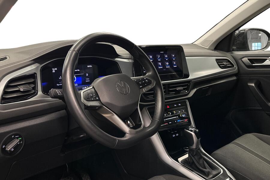 Volkswagen T-Roc vaihtoauto