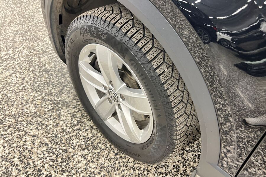 Volkswagen T-Roc vaihtoauto