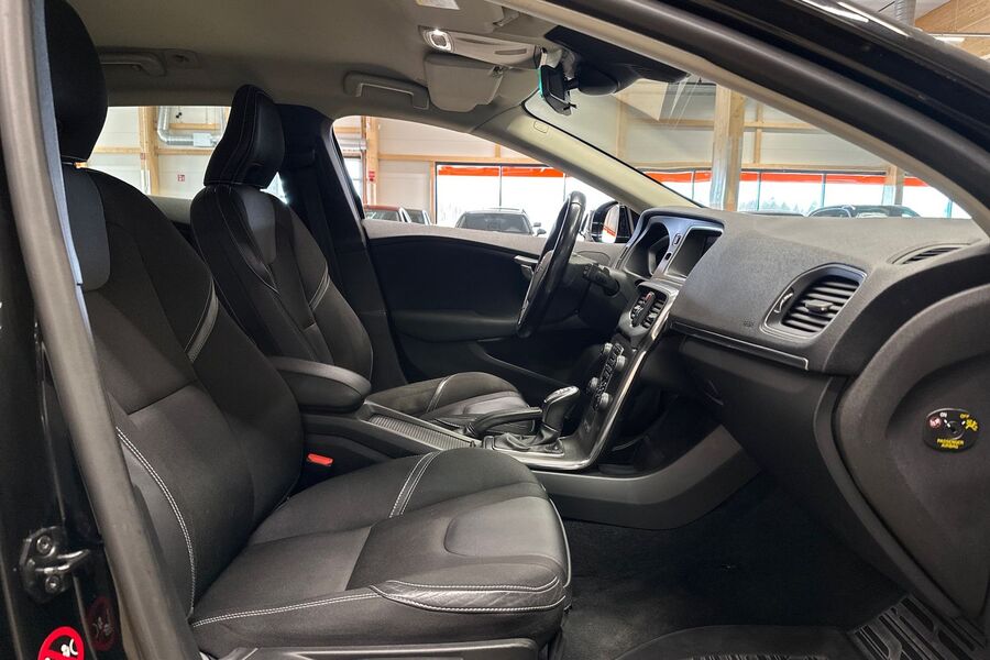 Volvo V40 vaihtoauto