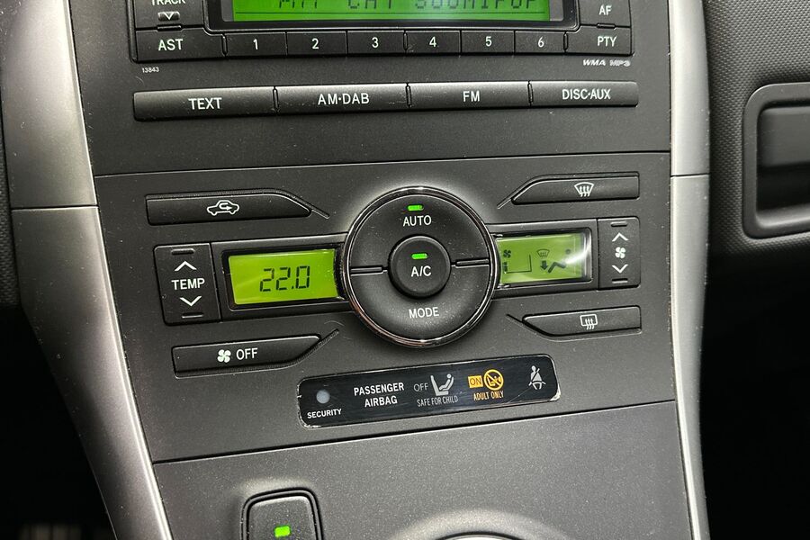 Toyota Auris vaihtoauto