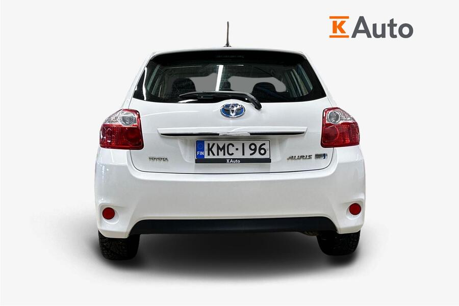 Toyota Auris vaihtoauto