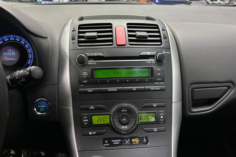 Toyota Auris vaihtoauto