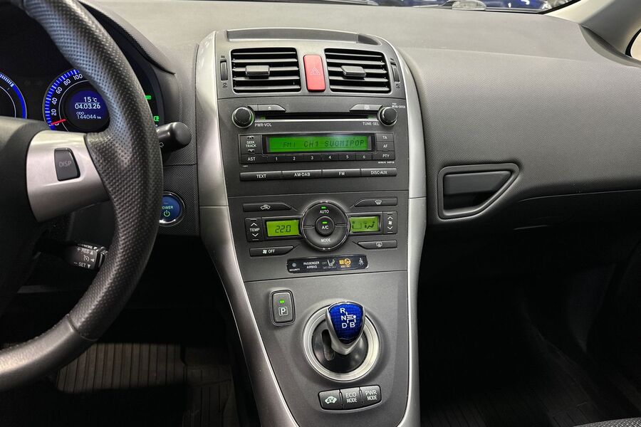 Toyota Auris vaihtoauto