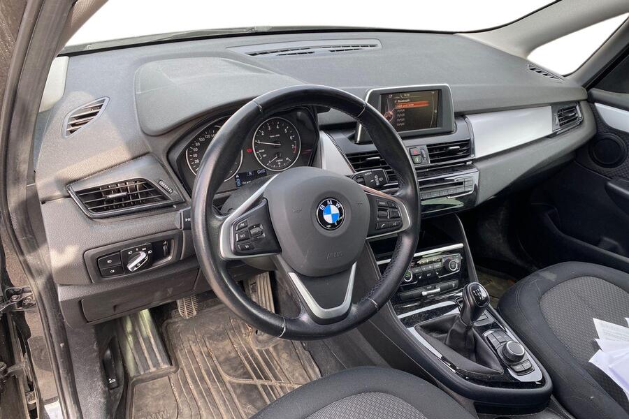 BMW 216 vaihtoauto