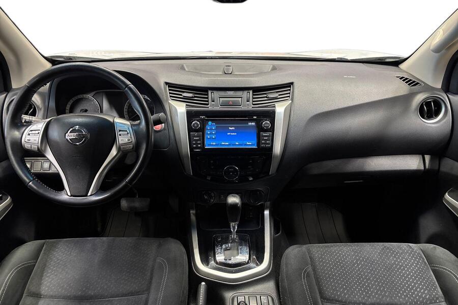 Nissan Navara vaihtoauto