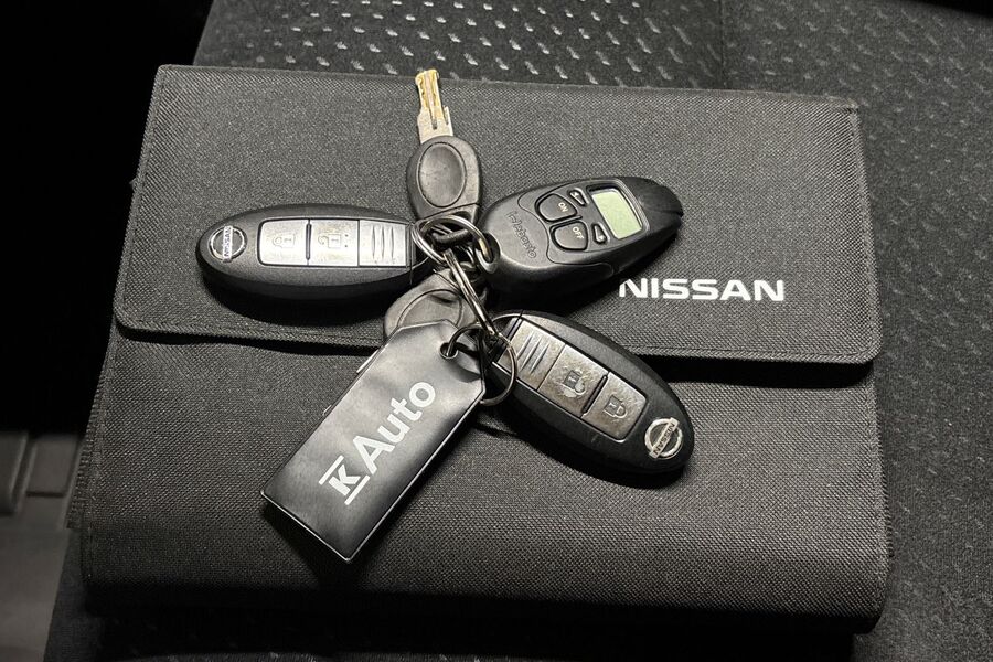 Nissan Navara vaihtoauto