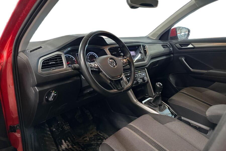 Volkswagen T-Roc vaihtoauto