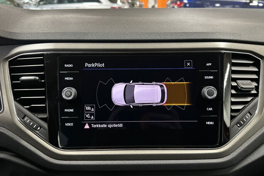 Volkswagen T-Roc vaihtoauto