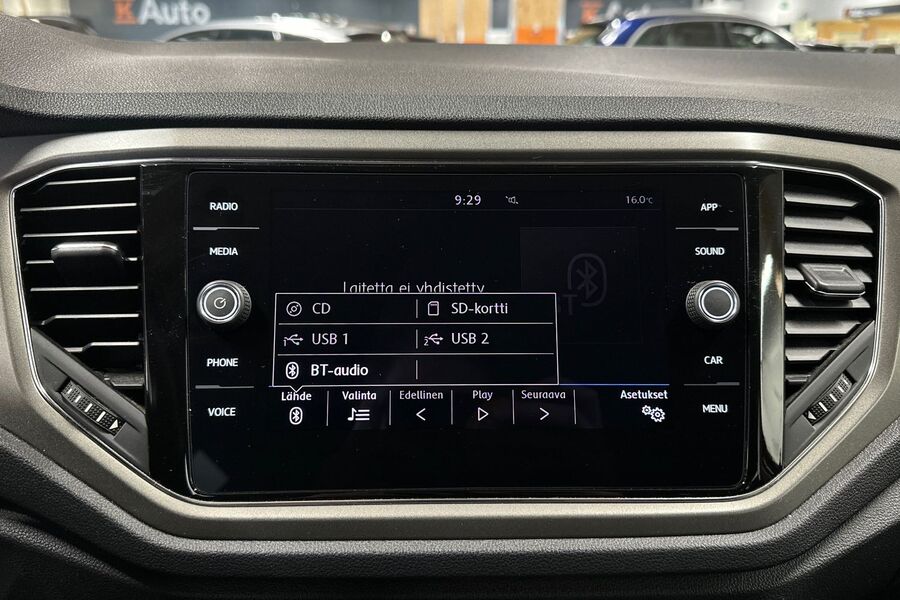 Volkswagen T-Roc vaihtoauto