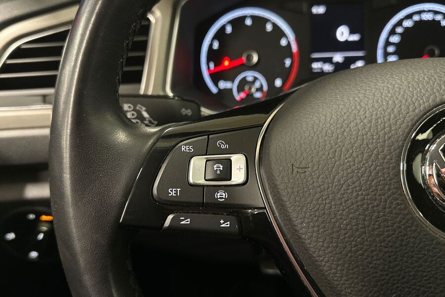 Volkswagen T-Roc vaihtoauto