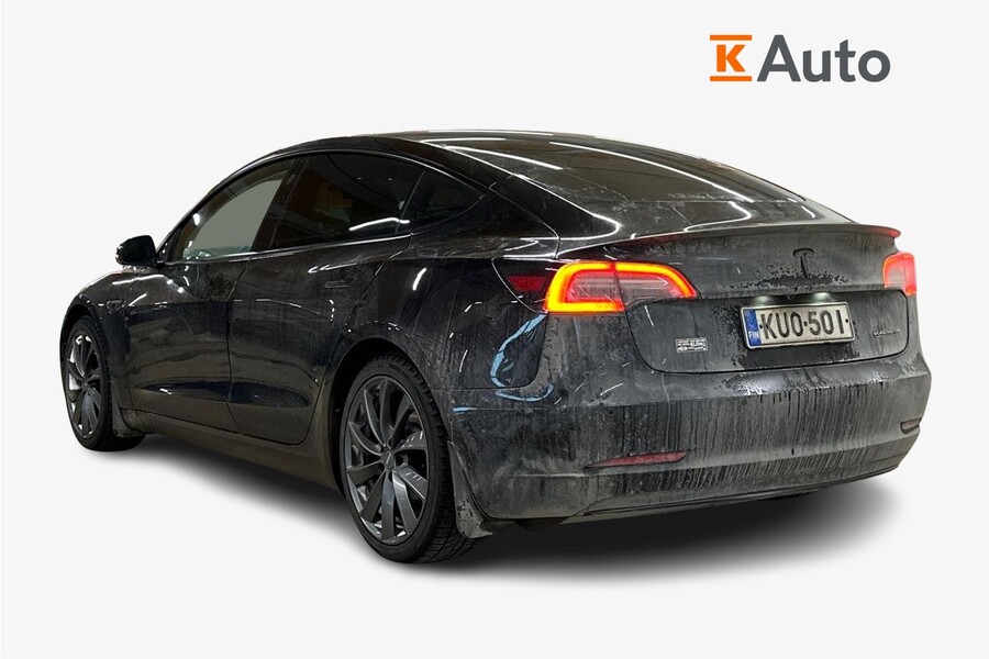 Tesla Model 3 vaihtoauto