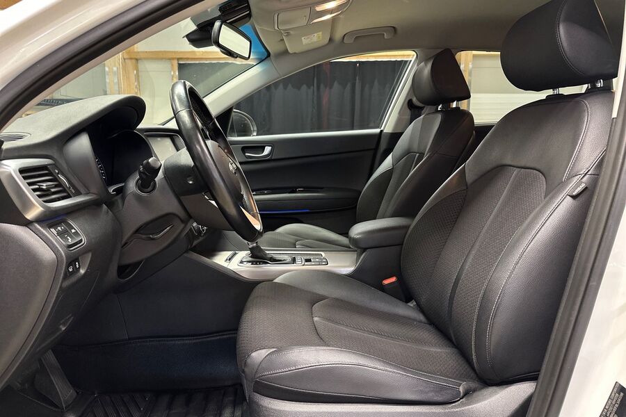 Kia Optima vaihtoauto