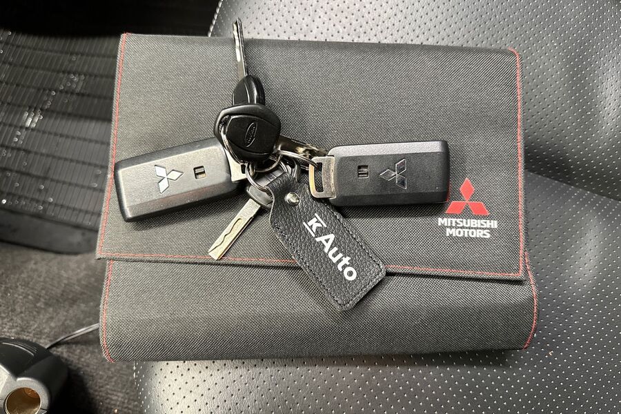 Mitsubishi L200 vaihtoauto