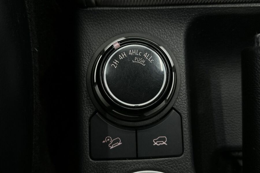 Mitsubishi L200 vaihtoauto