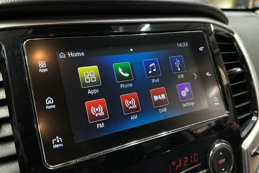 Mitsubishi L200 vaihtoauto