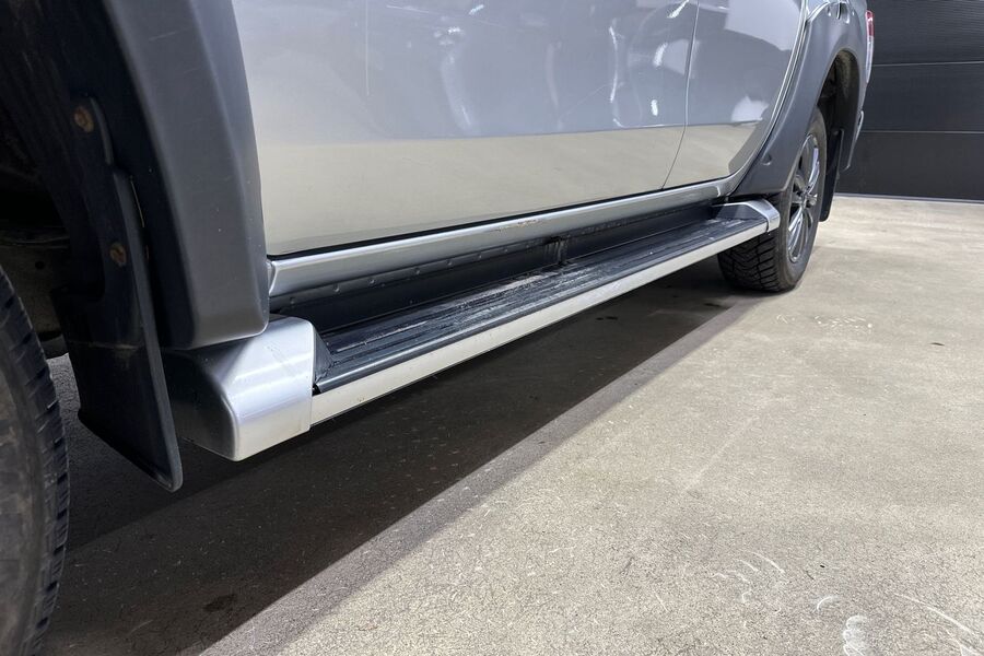 Mitsubishi L200 vaihtoauto