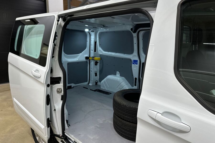Ford Transit Custom vaihtoauto